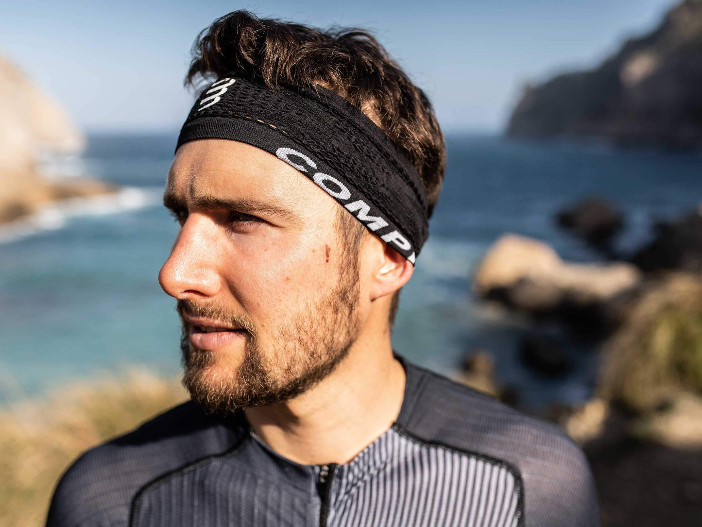 Compressport - Cinta de correr negra - Thin Headband On/Off - Cinta de cabeza fina antitranspiración - Fibras muy suaves de secado rápido - Máxima comodidad - Multisport